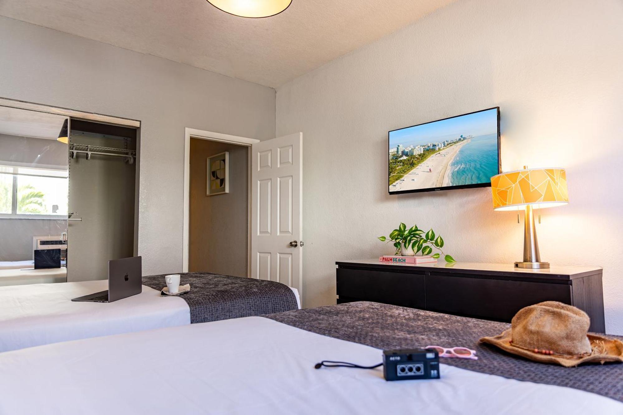 Beachside All Suites Hotel Miami Beach Exterior photo