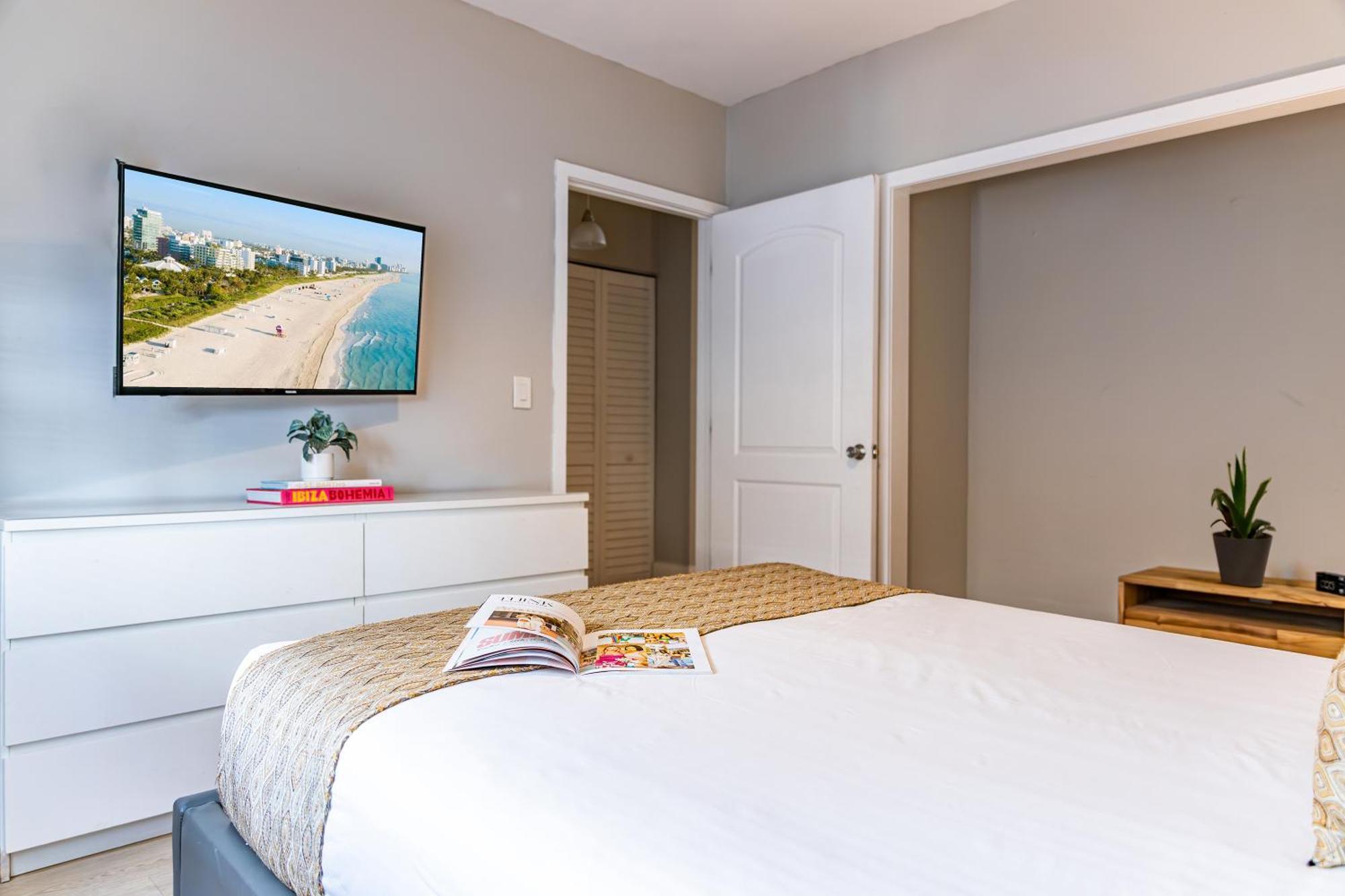 Beachside All Suites Hotel Miami Beach Exterior photo